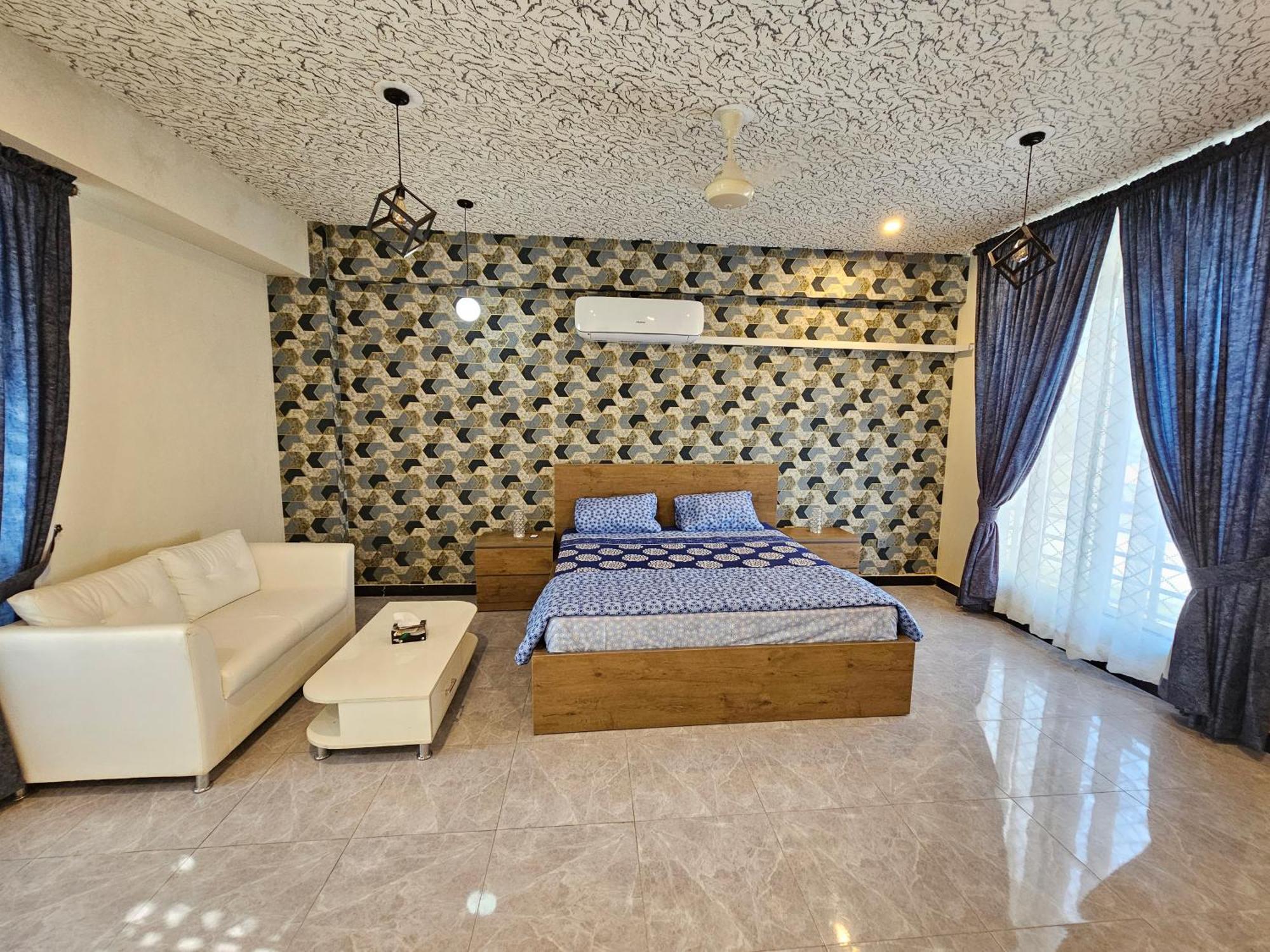 Motorway Majesty Suites Islamabad - Near Islamabad International Airport And Motorway Exterior photo