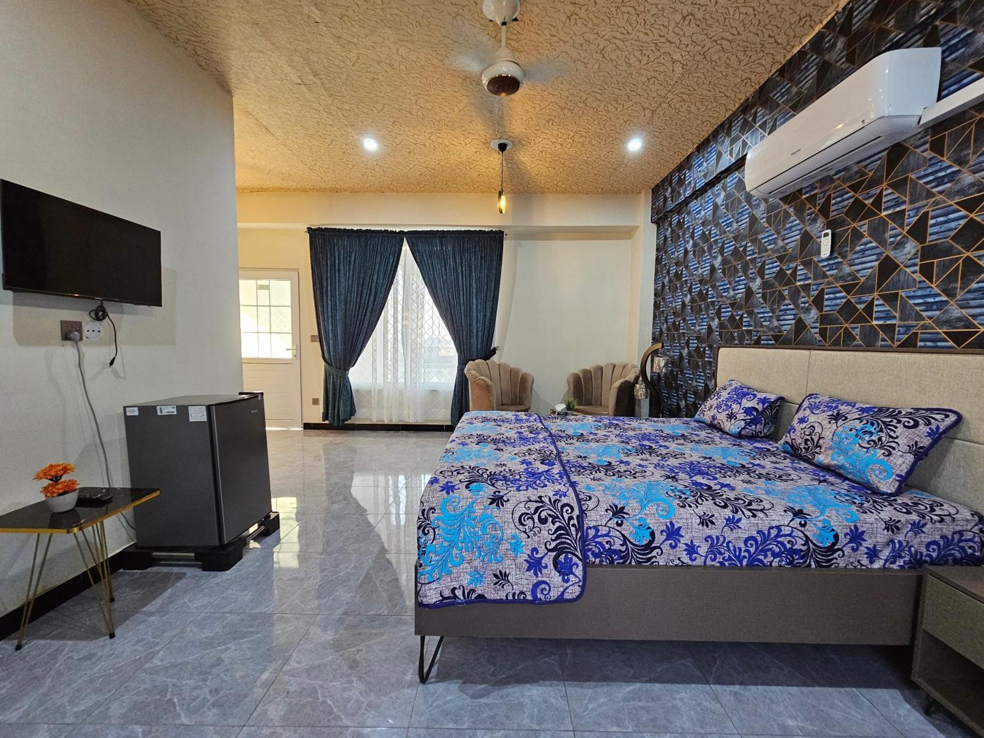 Motorway Majesty Suites Islamabad - Near Islamabad International Airport And Motorway Exterior photo